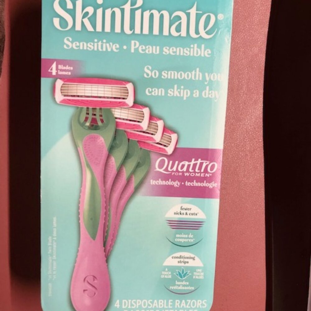 Skintimate Sensitive Women's 4-Blade Disposable Razors